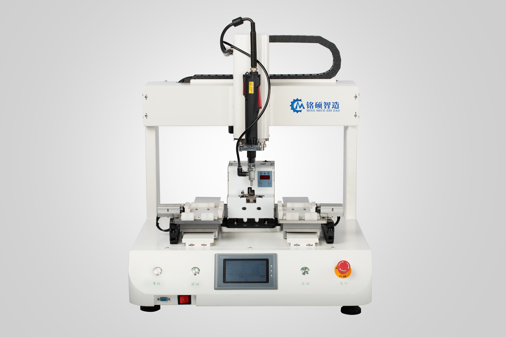 多軸全自動(dòng)鎖螺絲機(jī)的優(yōu)勢(shì)